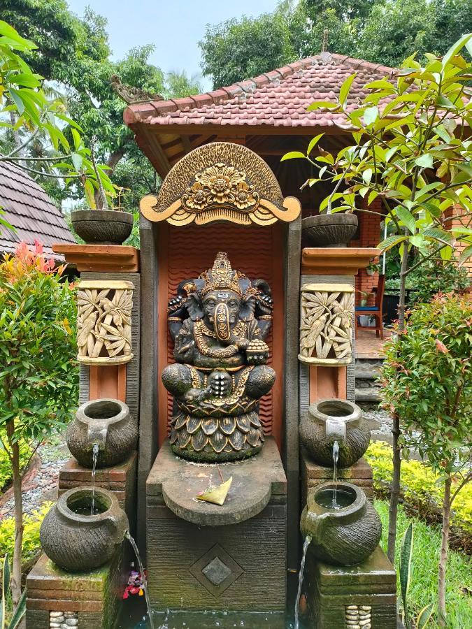 The Lumbung เตจากูลา ภายนอก รูปภาพ